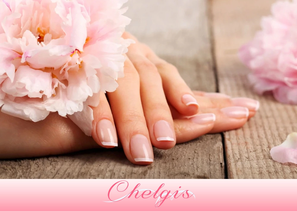 ۵ روش حرفهای مراقبت از ناخنها در سالنهای زیبایی معتبر