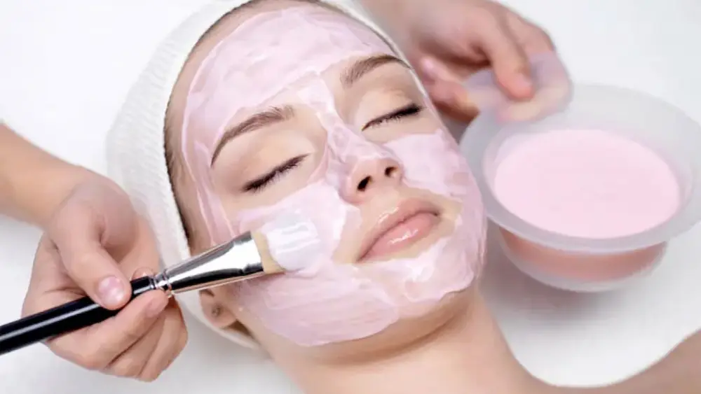 راهنمای جامع خدمات سالن زیبایی برای پوست&zwnj;های حساس