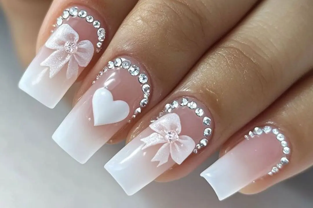 بهترین سالن طراحی ناخن خاص در تهران ۱۴۰۵ | دیزاین لاکچری و حرفهای