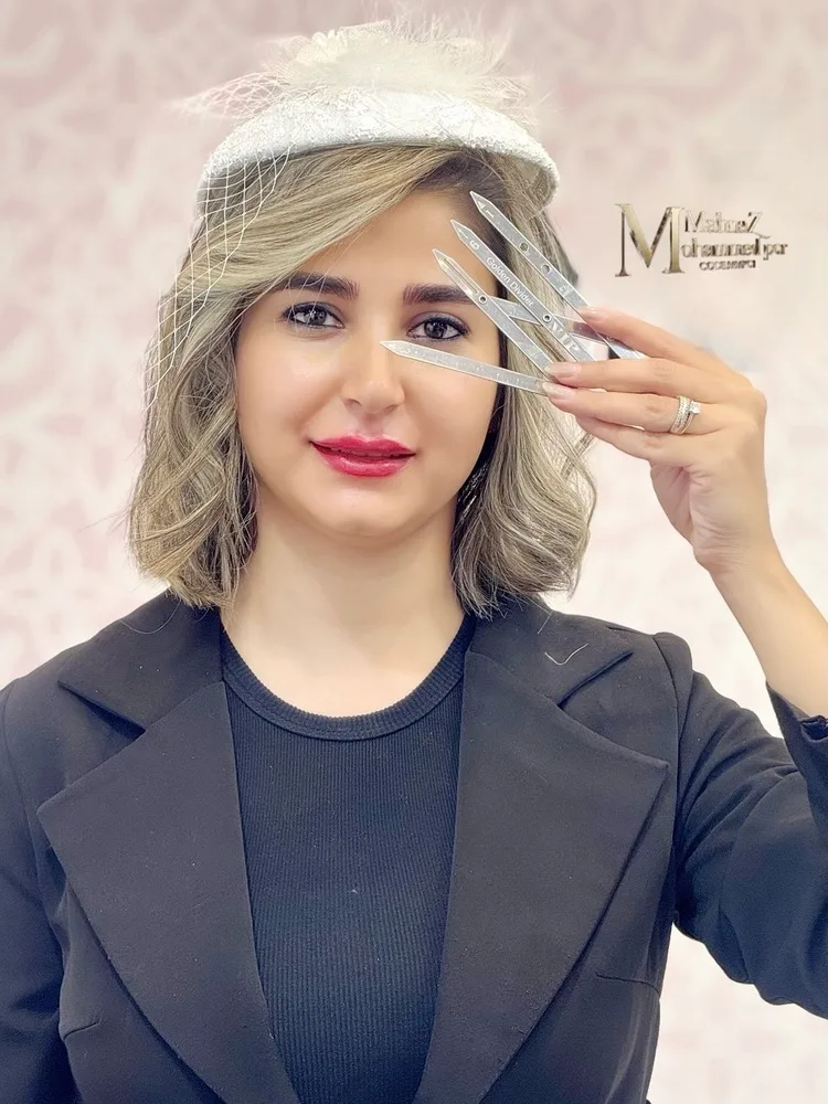 تصویر گالری سالن زیبایی عروس دربار 