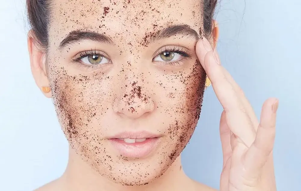 بهترین سالنهای تخصصی لایهبرداری و پاکسازی پوست