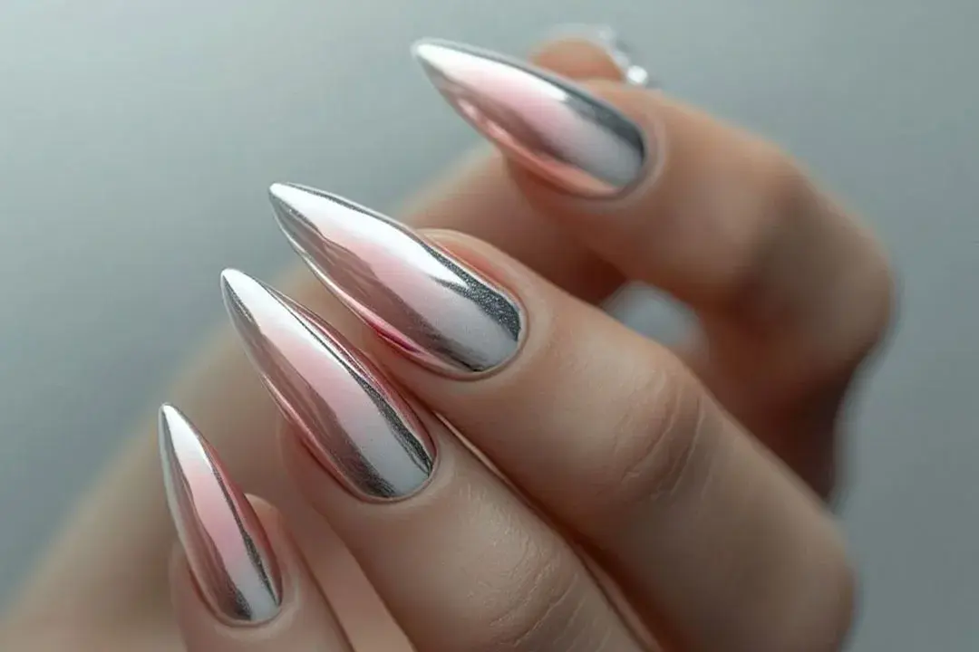 بهترین سالن طراحی ناخن خاص در تهران ۱۴۰۵ | دیزاین لاکچری و حرفهای